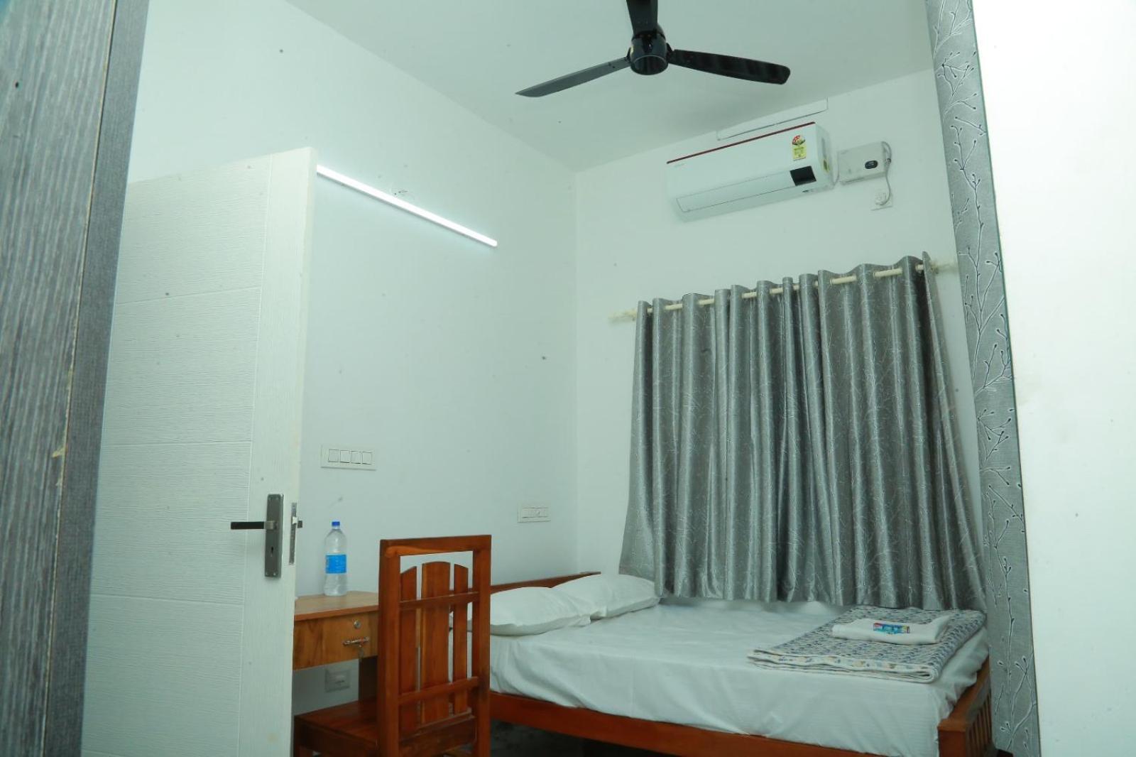 Azure Home Stay Kochi Екстериор снимка