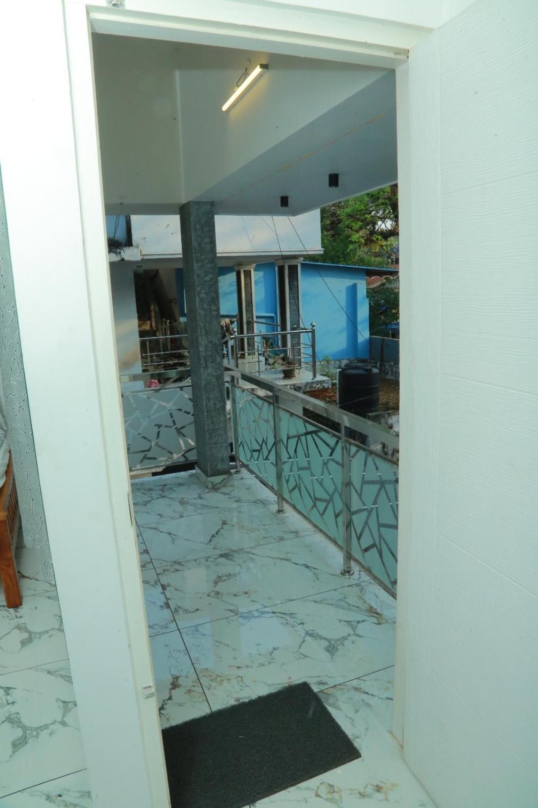 Azure Home Stay Kochi Екстериор снимка